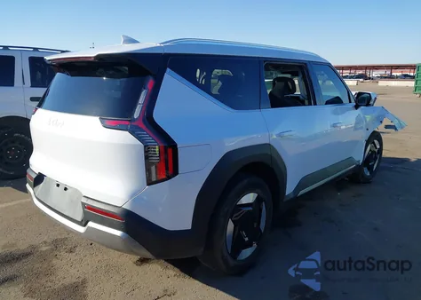 2026 Kia Ev9 Wind z USA, uszkodzony, nr VIN 5XYAFFS59TG006909